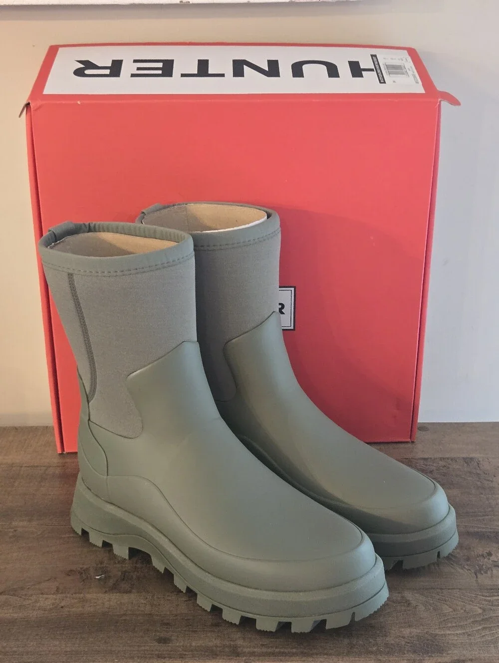 Hunter Women's City Explorer Neoprene Short Boots Size 9 Lichen Green